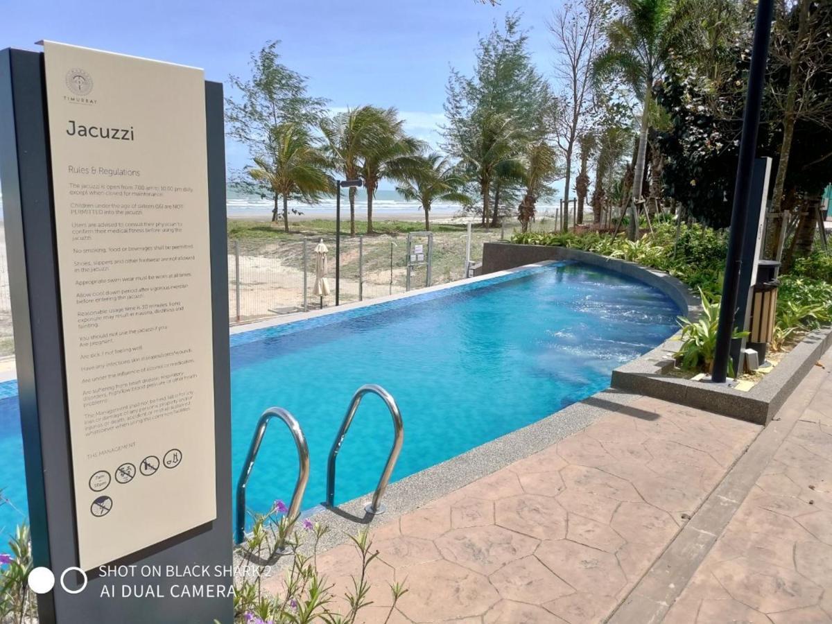 Casa Raudhah @ Timurbay Seafront Residence Kampung Sungai Karang Exterior photo